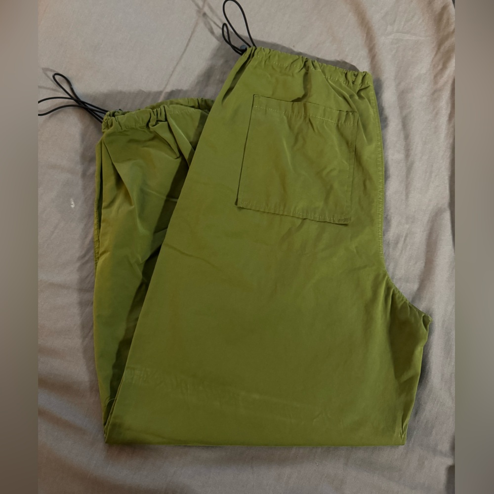 Forever 21 Khaki Green Jogger Pants